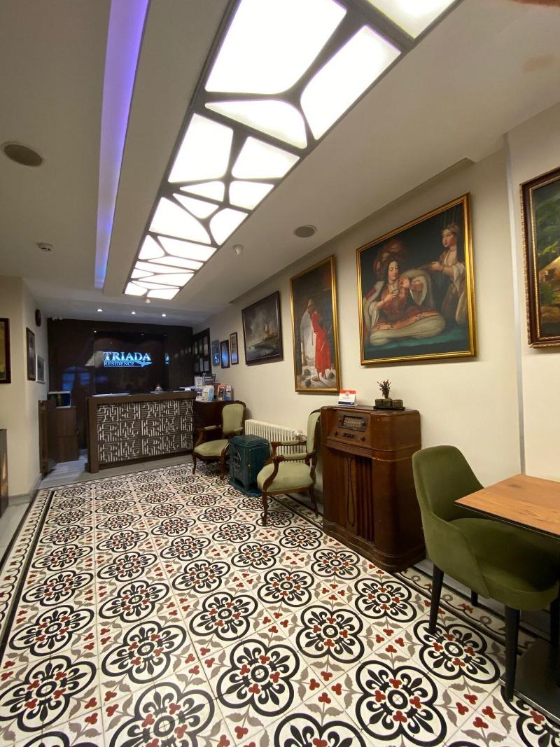 Triada Hotel - Lobi