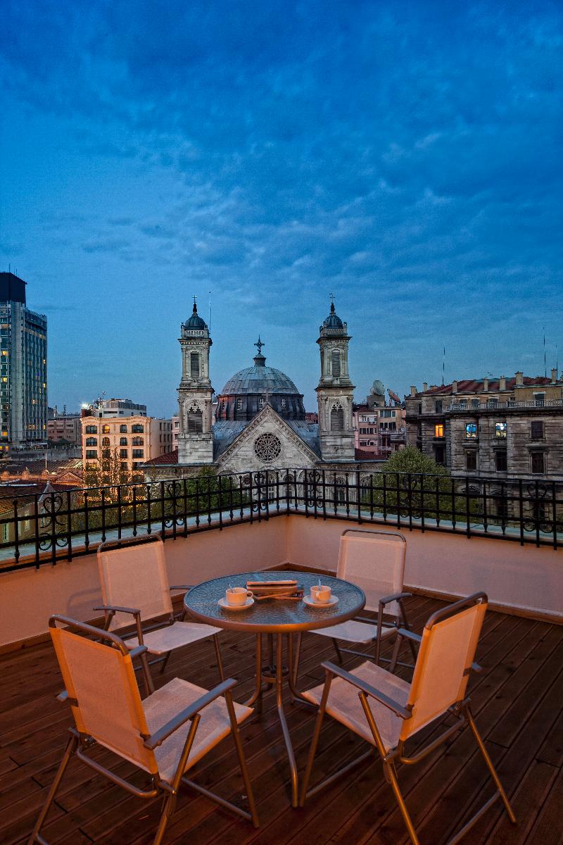 Triada Hotel - Genel