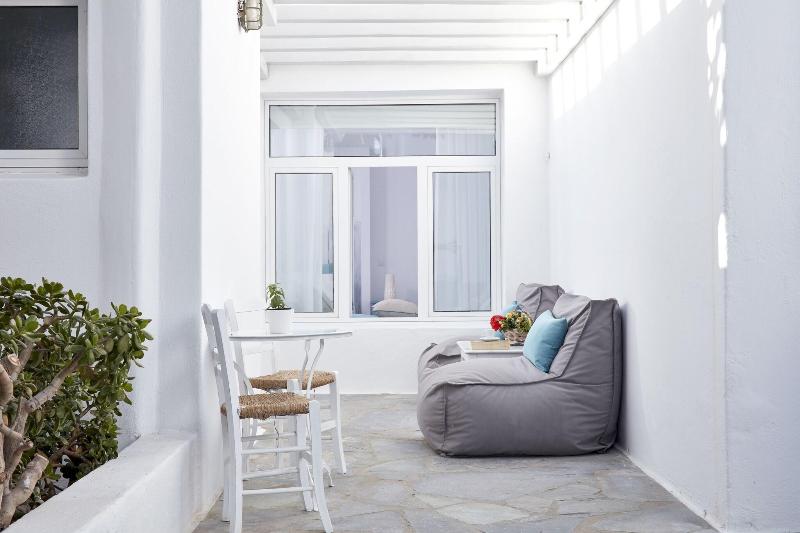 Mykonos Town Suites - Teras