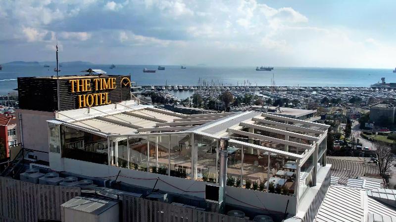 The Time Hotel Marina - Teras