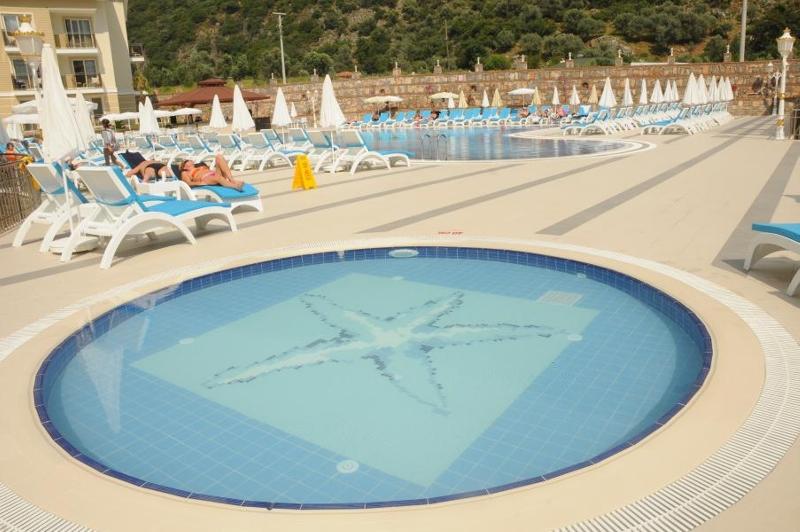 Marcan Resort Hotel - Havuz
