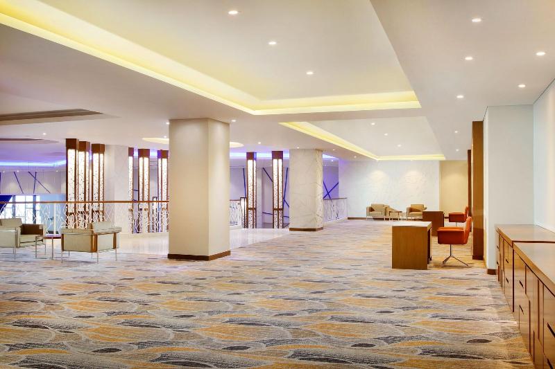 Four Points by Sheraton Manado - Lobi