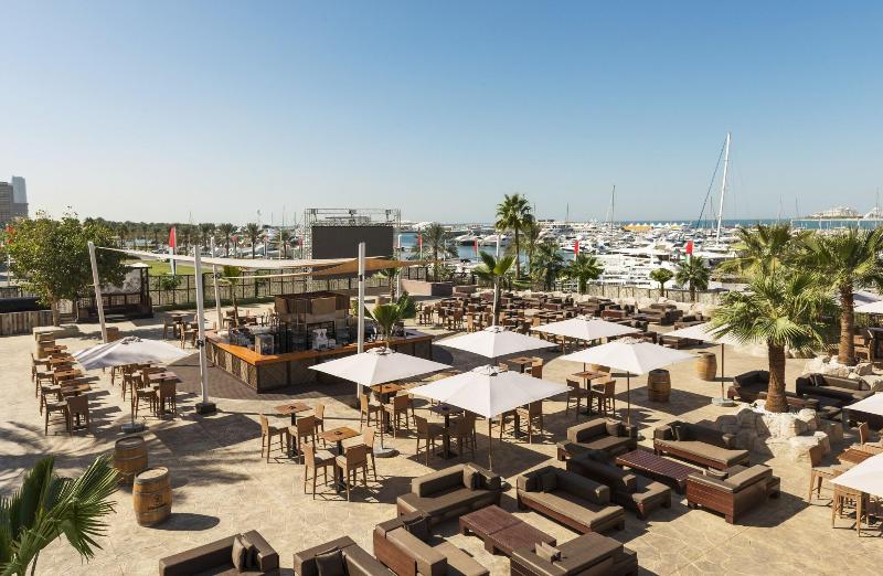 Le Meridien Mina Seyahi Beach Resort & Marina - Bar