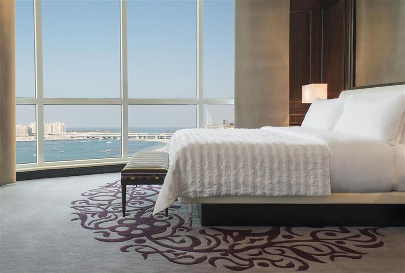 Le Meridien Mina Seyahi Beach Resort & Marina - Genel