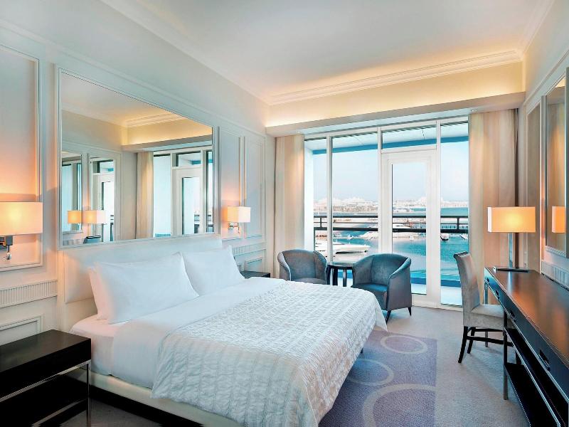 Le Meridien Mina Seyahi Beach Resort & Marina - Oda