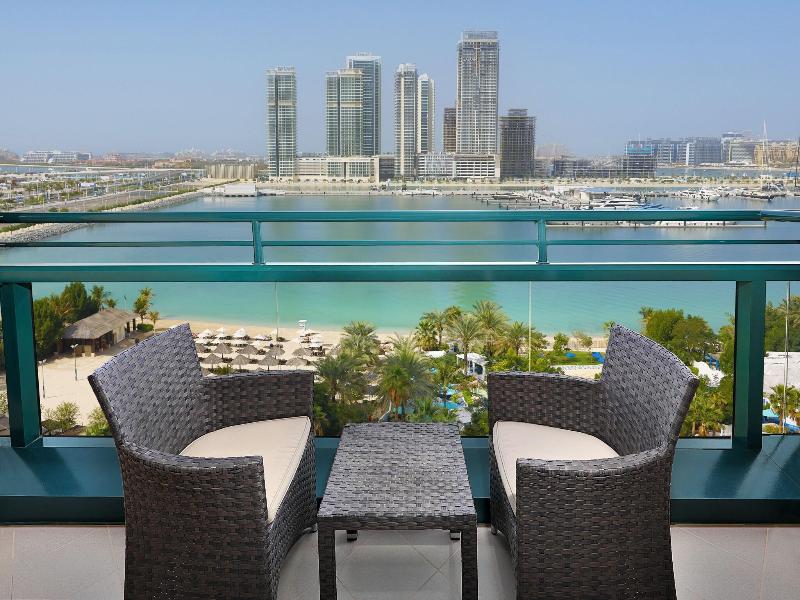 Le Meridien Mina Seyahi Beach Resort & Marina - Oda