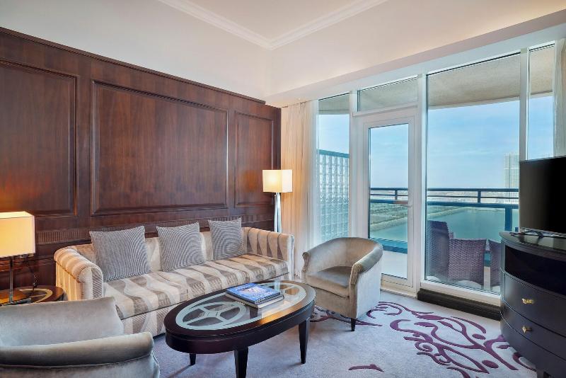 Le Meridien Mina Seyahi Beach Resort & Marina - Oda