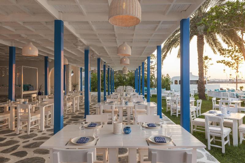 Le Meridien Mina Seyahi Beach Resort & Marina - Plaj