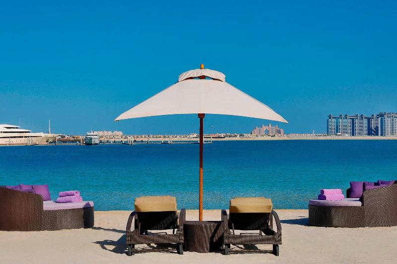 Le Meridien Mina Seyahi Beach Resort & Marina - Plaj