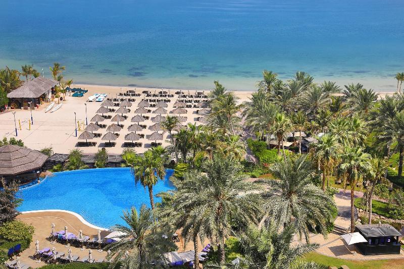 Le Meridien Mina Seyahi Beach Resort & Marina - Plaj