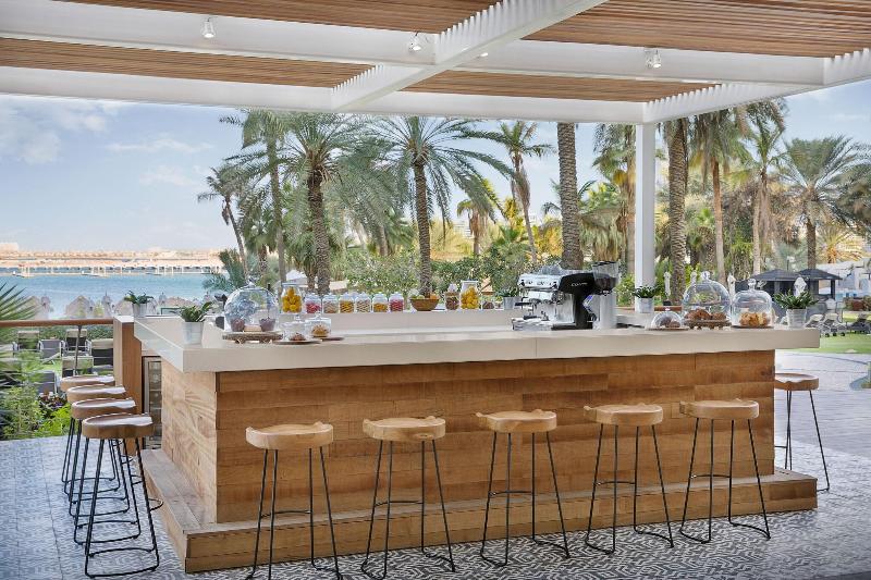 Le Meridien Mina Seyahi Beach Resort & Marina - Restoran
