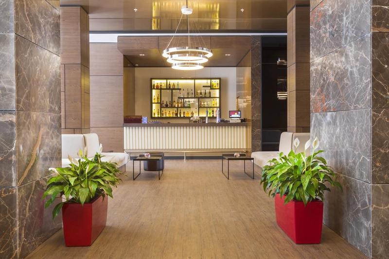 Movenpick Winter Park Baku - Bar