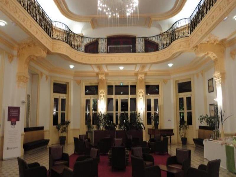 Appart Hotel le Splendid - Terres de France - Toplantı