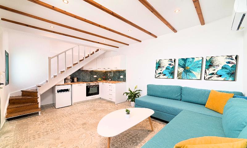 Istron Homes - Oda