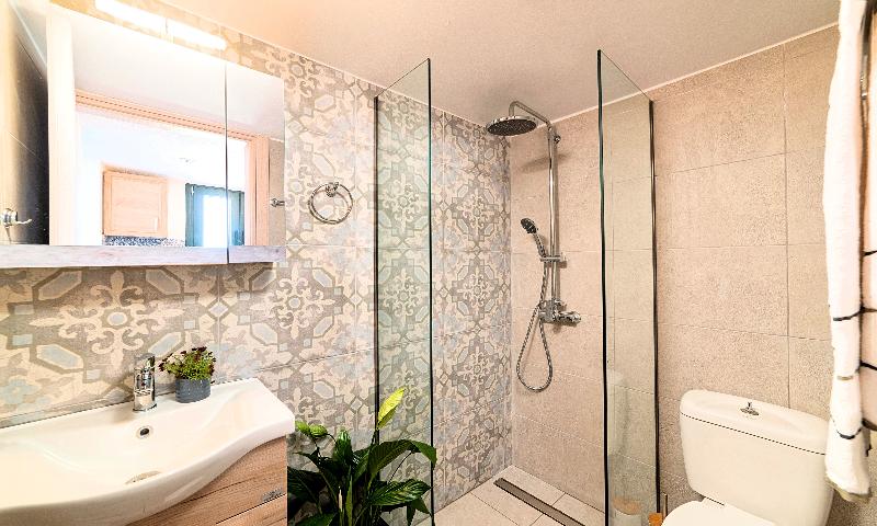 Istron Homes - Oda