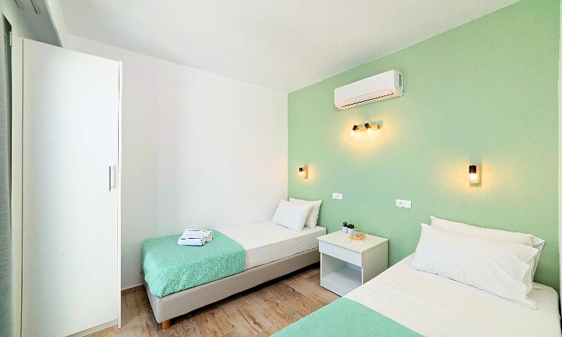Istron Homes - Oda