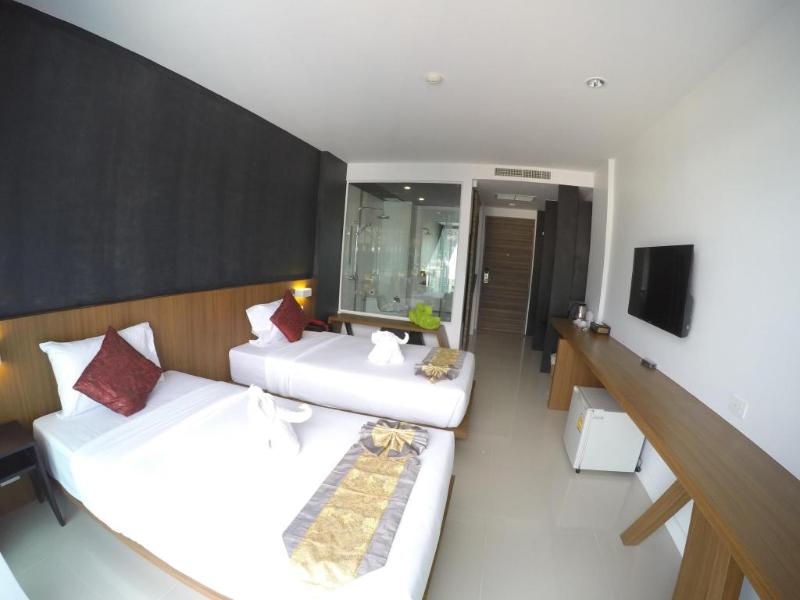 Phoenix Grand Hotel - Oda