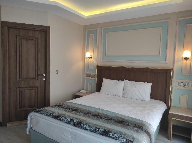 Magnaura House Hotel - Oda