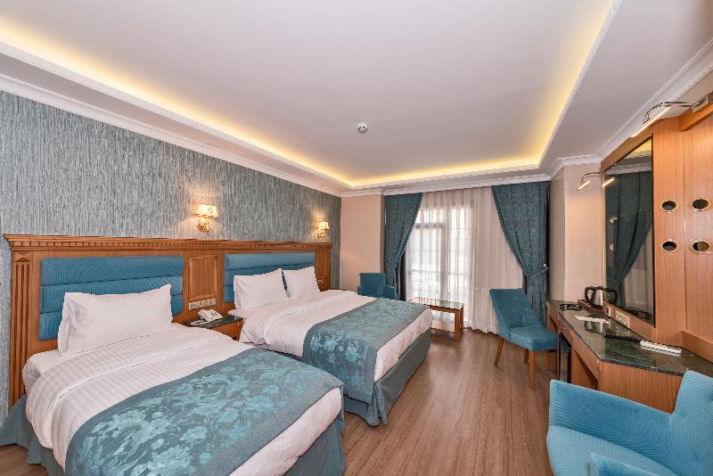 Magnaura House Hotel - Oda