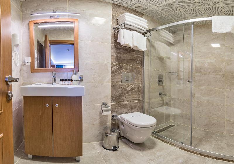 Magnaura House Hotel - Oda