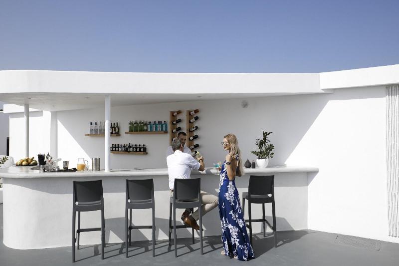 Santorini Princess Presidential Suites - Bar