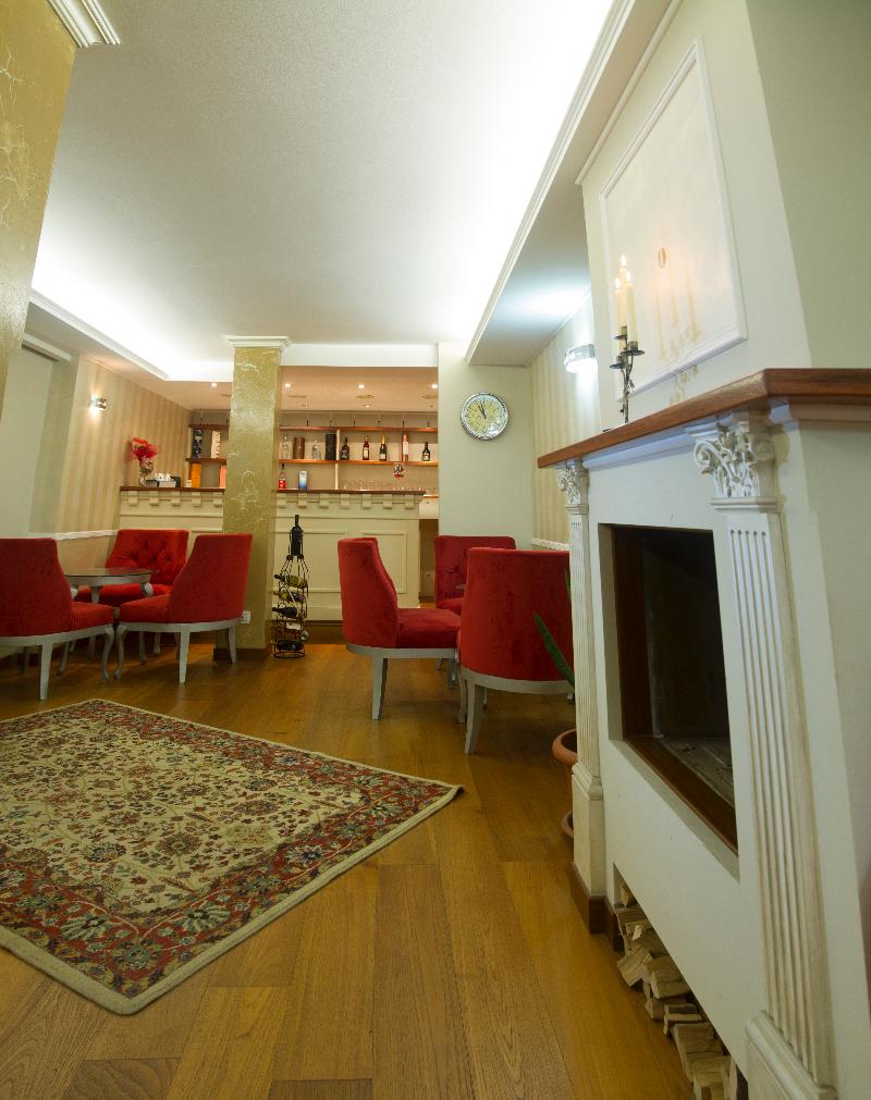 Prince Residence Apartments - Lobi