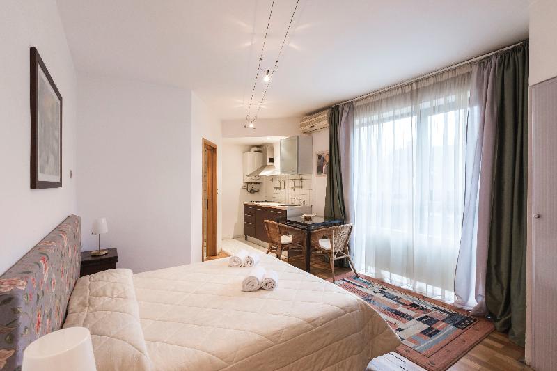 Prince Residence Apartments - Oda