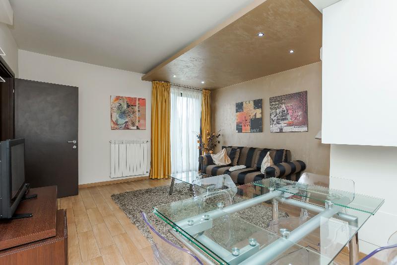 Prince Residence Apartments - Oda