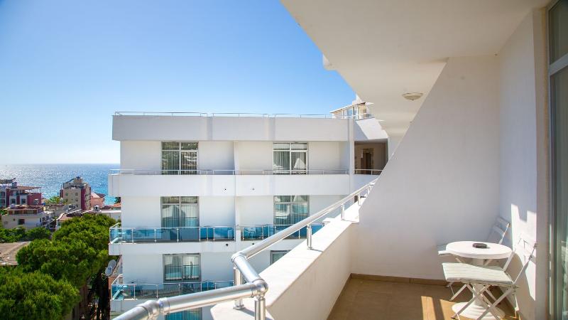 Ponz Otel - Teras