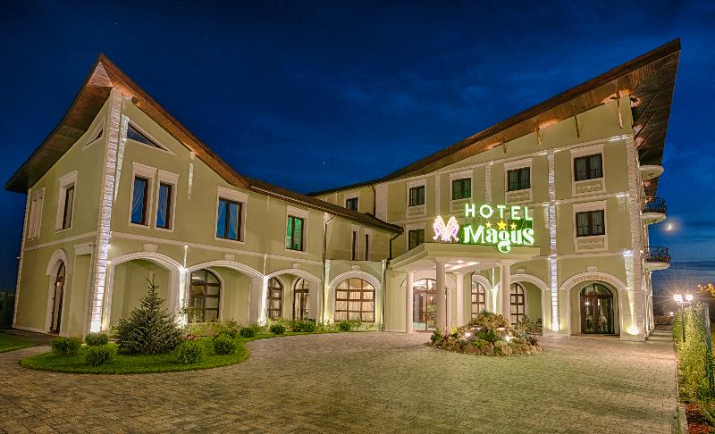 Magus Hotel - Genel