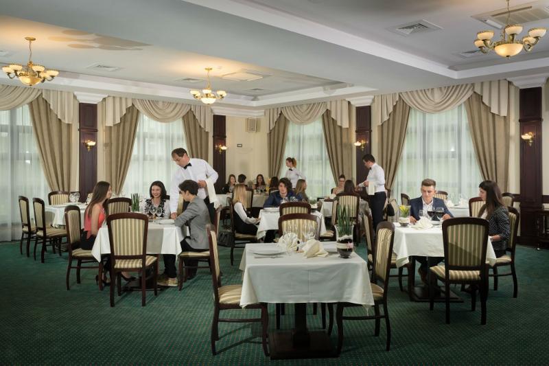 Magus Hotel - Restoran