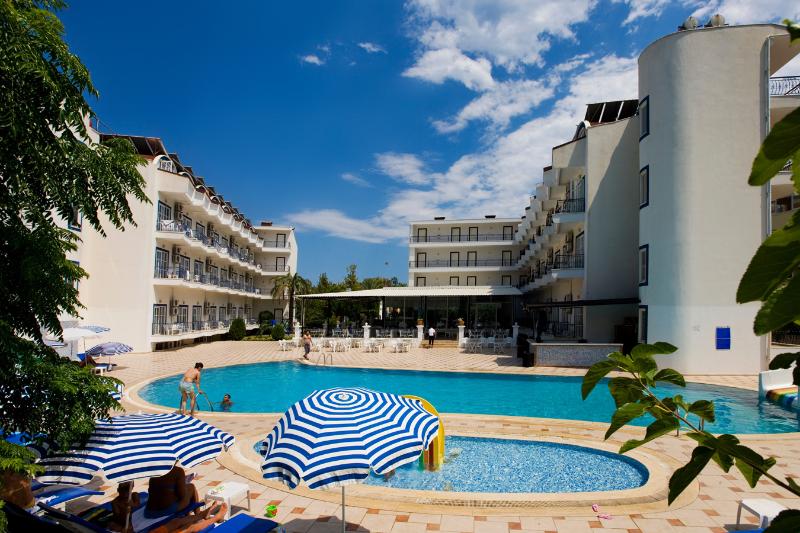 Ares Blue Hotel - Havuz