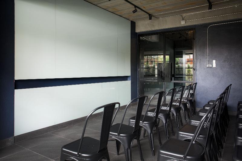 Theorie Hotel Sukhumvit 107 - Toplantı