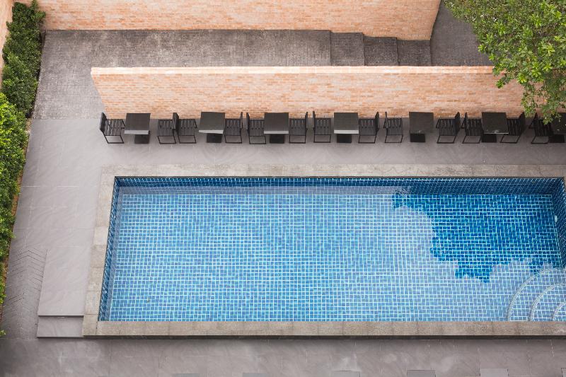 Theorie Hotel Sukhumvit 107 - Havuz