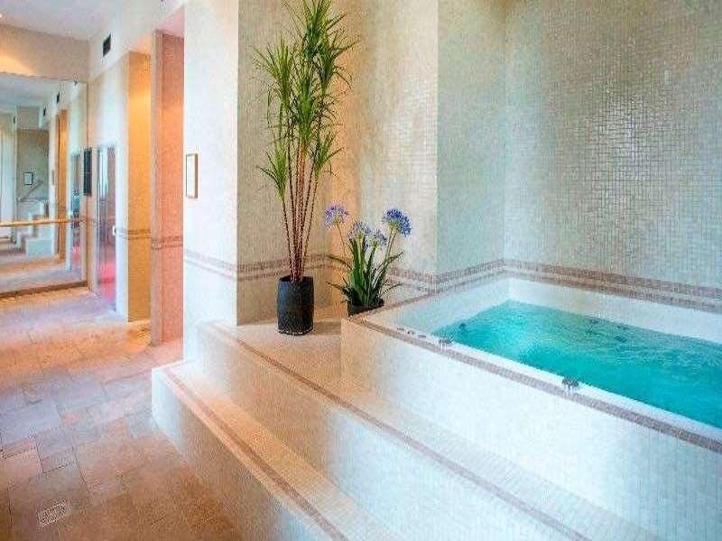 Fourvière Hotel Lyon - Havuz