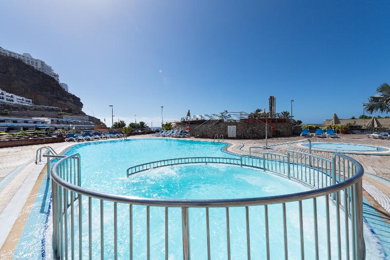 Holiday Club Playa Amadores - Havuz