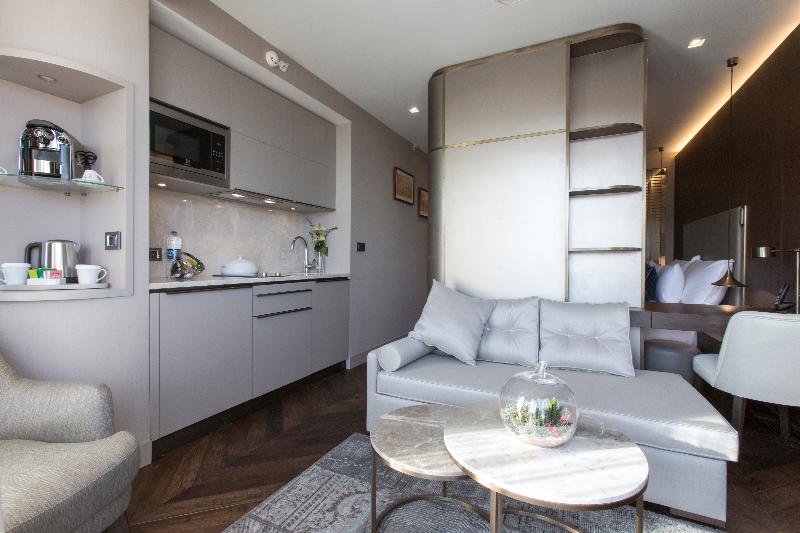 Noble22 Suites - Oda