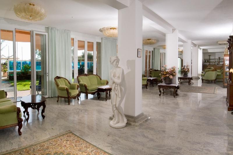 Hotel Dea - Lobi
