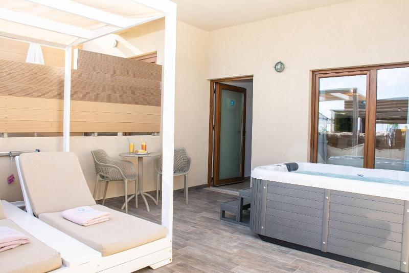 Yianna Caravel Suites by Checkin (adults only) - Aktivite