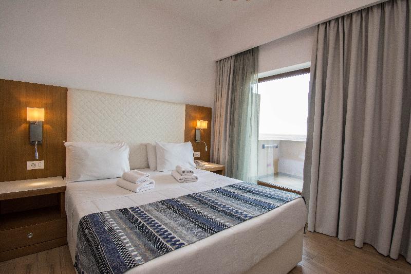Yianna Caravel Suites by Checkin (adults only) - Oda