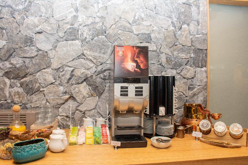 Yianna Caravel Suites by Checkin (adults only) - Restoran