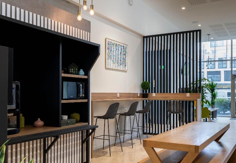 B&B HOTEL Saint-Nazaire Pornichet - Restoran