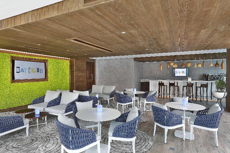 DoubleTree by Hilton - Business Bay downtown - Bar
