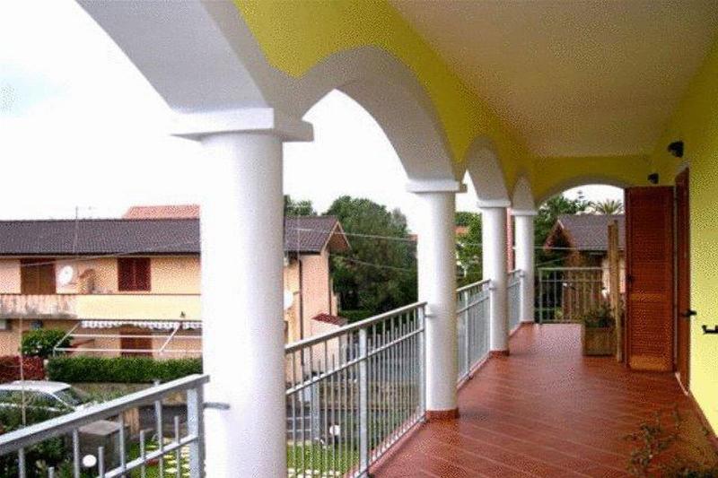 Hotel Larus - Genel
