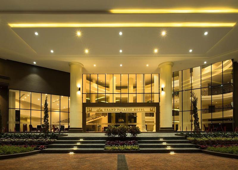 Grand Palazzo Hotel Pattaya - Teras