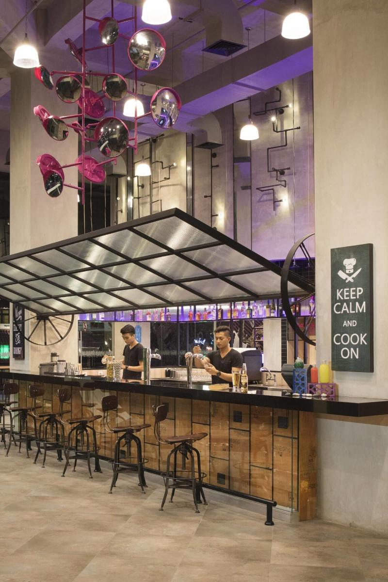 MOXY Bandung - Lobi