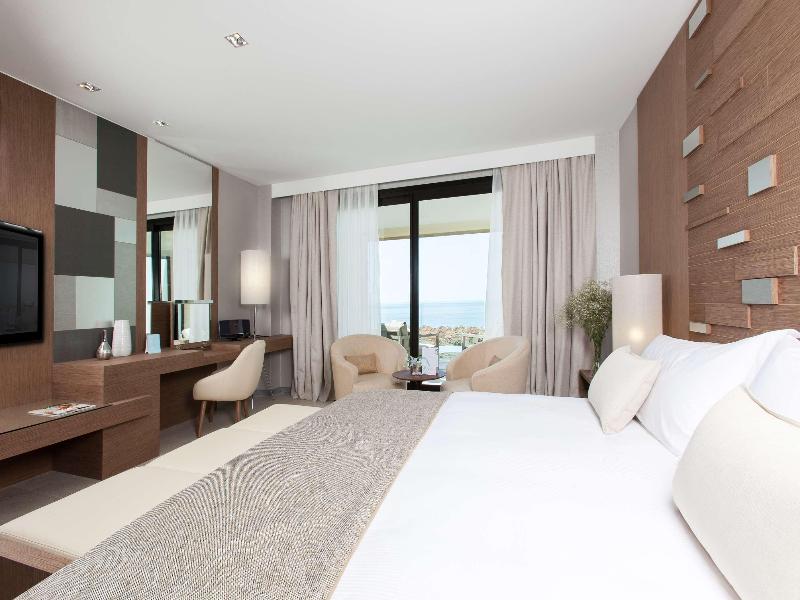 The Oasis by Don Carlos Resort - Oda