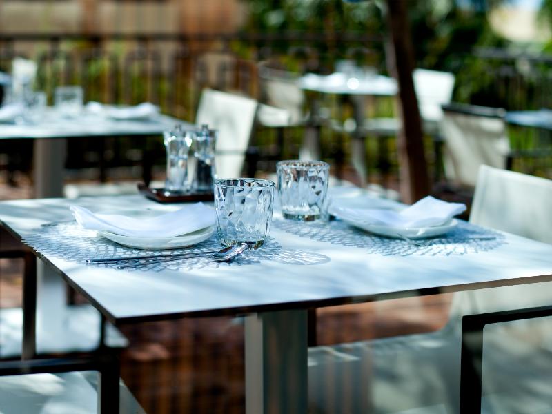 The Oasis by Don Carlos Resort - Restoran