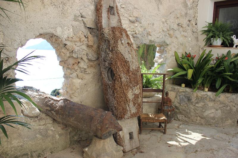 Badia Santa Maria De Olearia - Genel