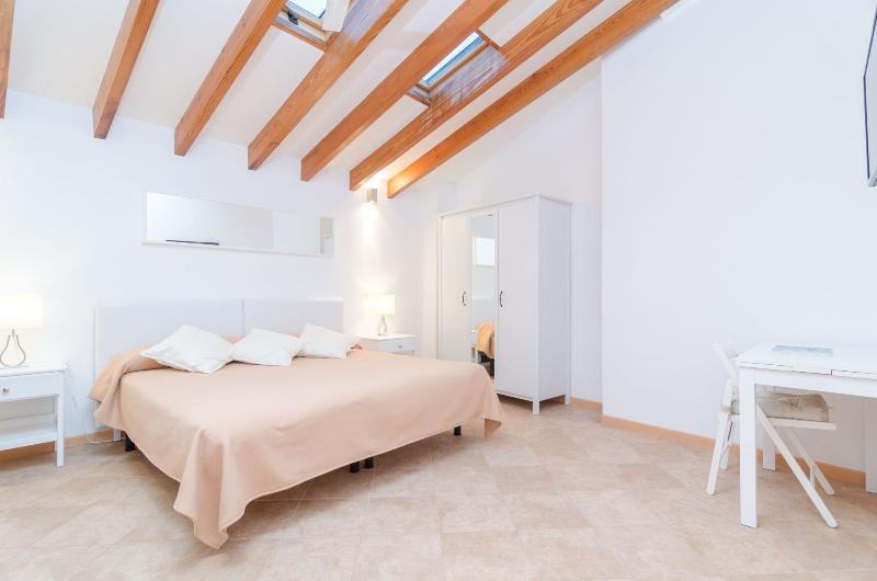 Embat Hostel - Oda